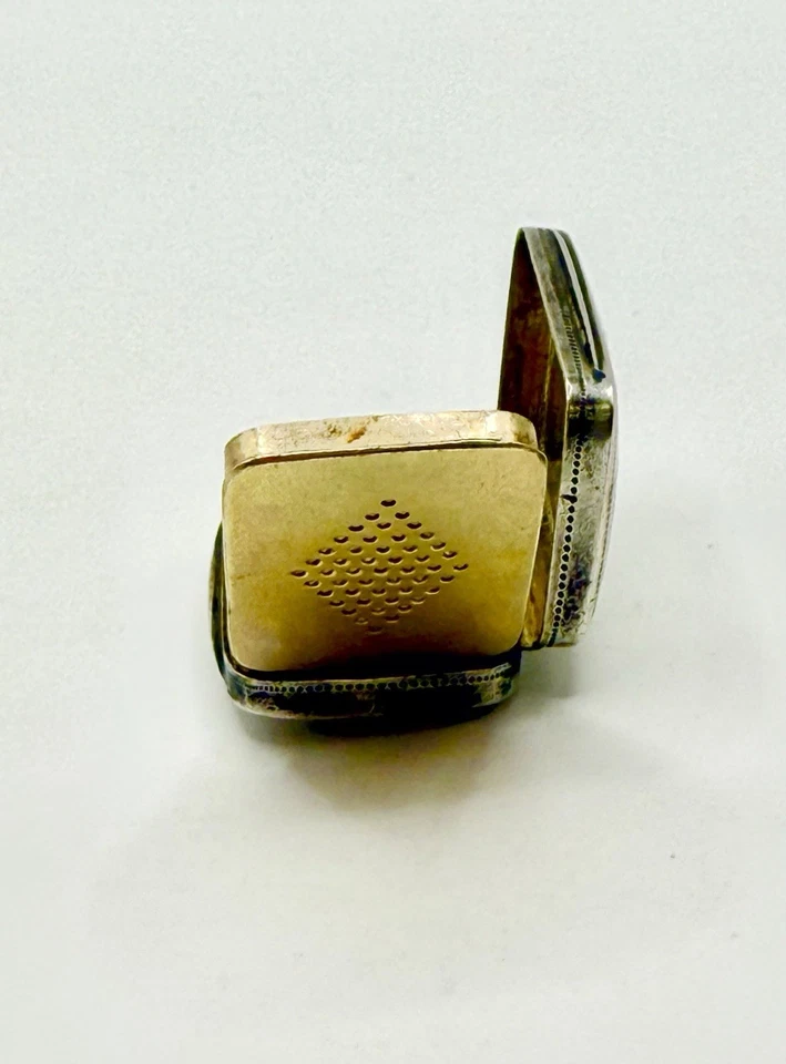 Matthew Linwood George III Sterling Silver Vinaigrette 1810 Birmingham ML - Image 4 of 4