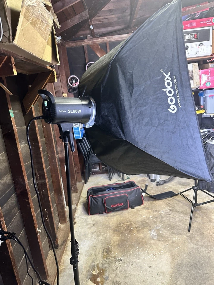 EUA Godox SL60IIBI bicolor LED vídeo luz contínua + 60*60cm kit suporte softbox - Imagem 3 de 4