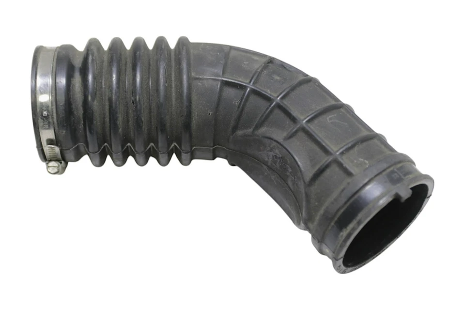 Manguera de conducto de admisión del lado izquierdo Ferrari 488 GTB 2016-2020 OEM Foto 2 de 4