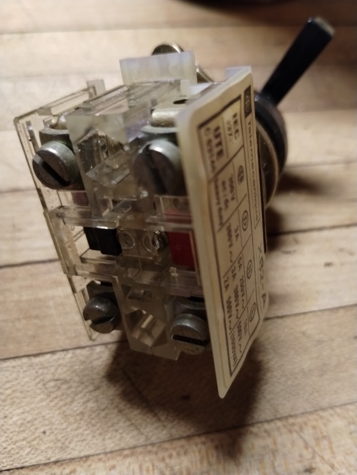 TELEMECANIQUE XB2-A 337-1 BUTTON Switch Black Spring Vintage On Off ...