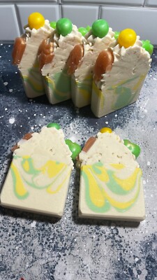 Handmade GREEN APPLE Artisan Soap Gift Scented Cold Process Soap Bar large 8oz