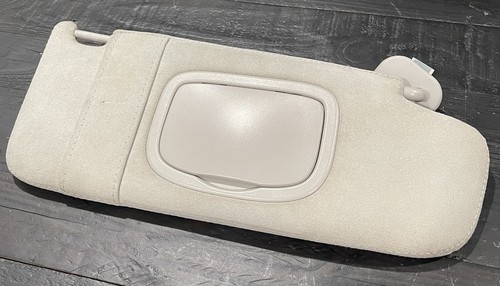 Maserati Ghibli 2014-2019 Right Sun visor Gray Photo - $199
