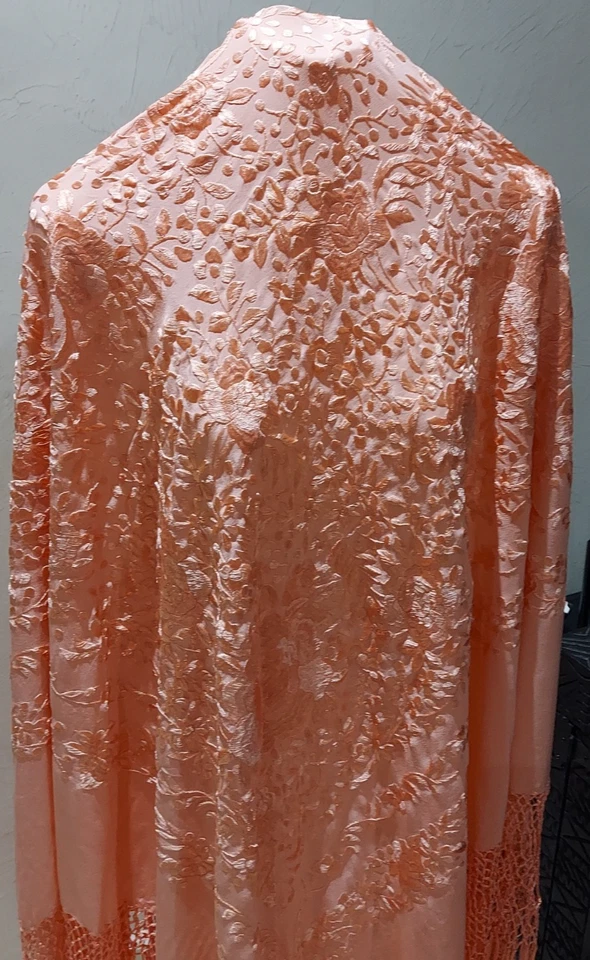 Mantón Piano Manton de Manila Floral Melocotón Naranja Seda Bordado 55"+28" Flecos Foto 3 de 4