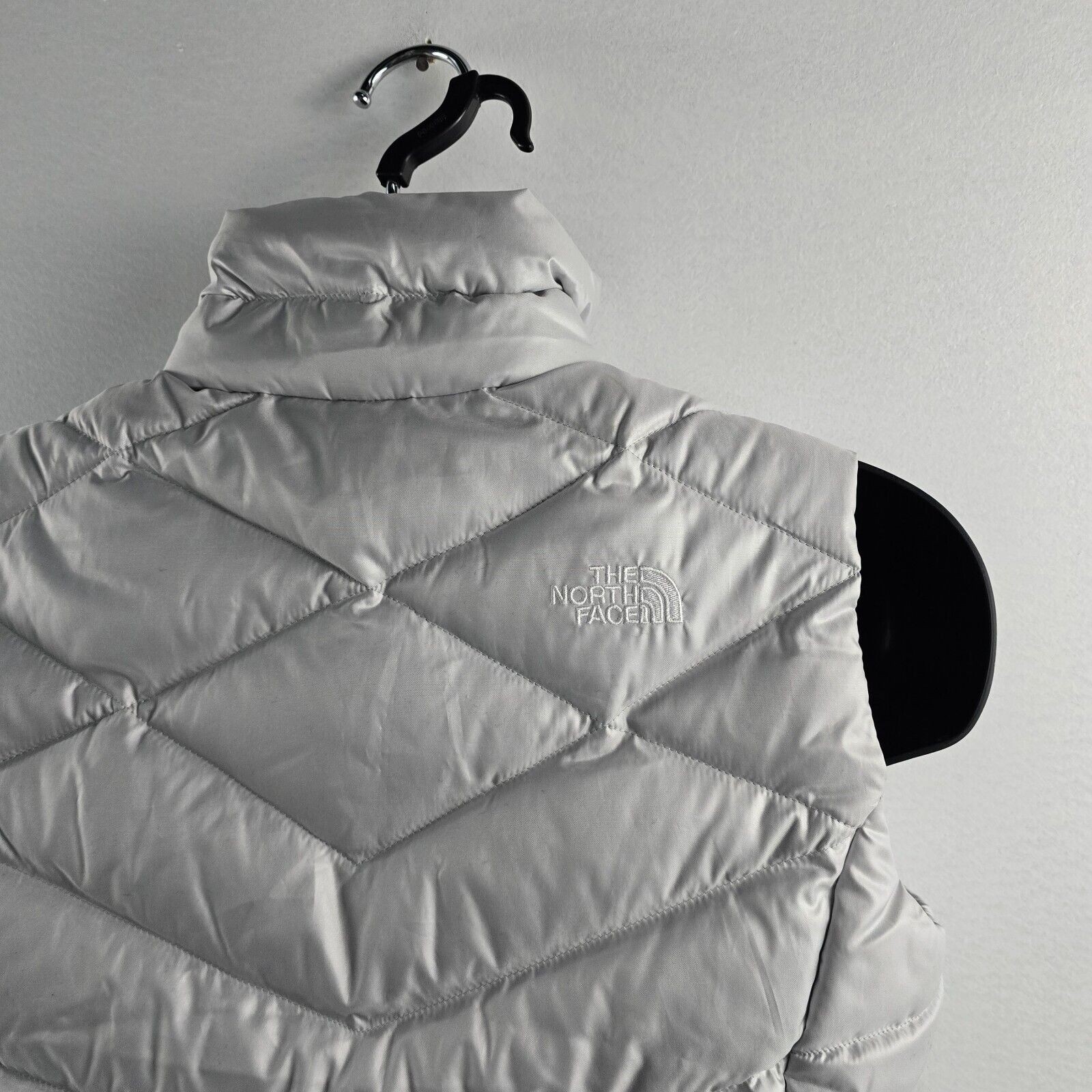 The North Face Women's 550 Down Puffer Vest Gray Medium M Goose 4426 thumbnail 5