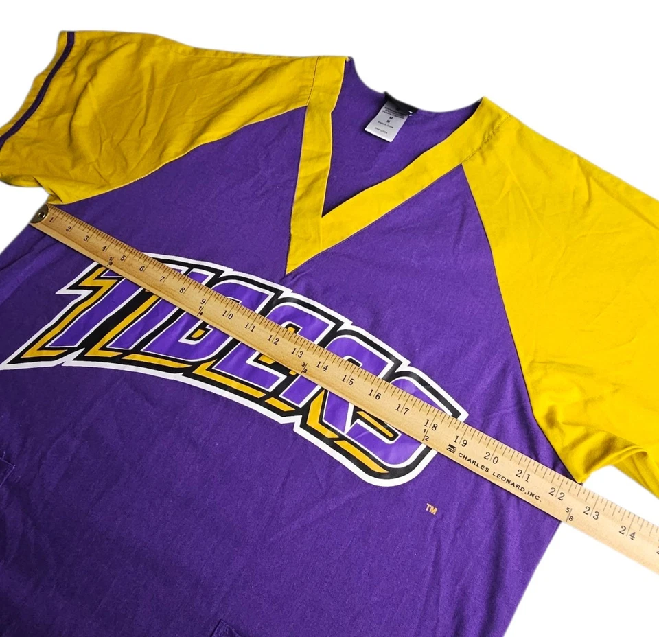 Scrub Dudz Pullover LSU Tigers Scrubs Men M Medical Scrubs Collegiate Fan - Image 4 of 4