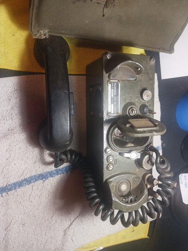 US Army Field Telephone Set TA-312/PT Military Radio Phone W/Carry Bag  L@@k