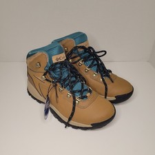 Columbia Women's Newton Ridge Plus Waterproof Amped Hiking Boot Size 7