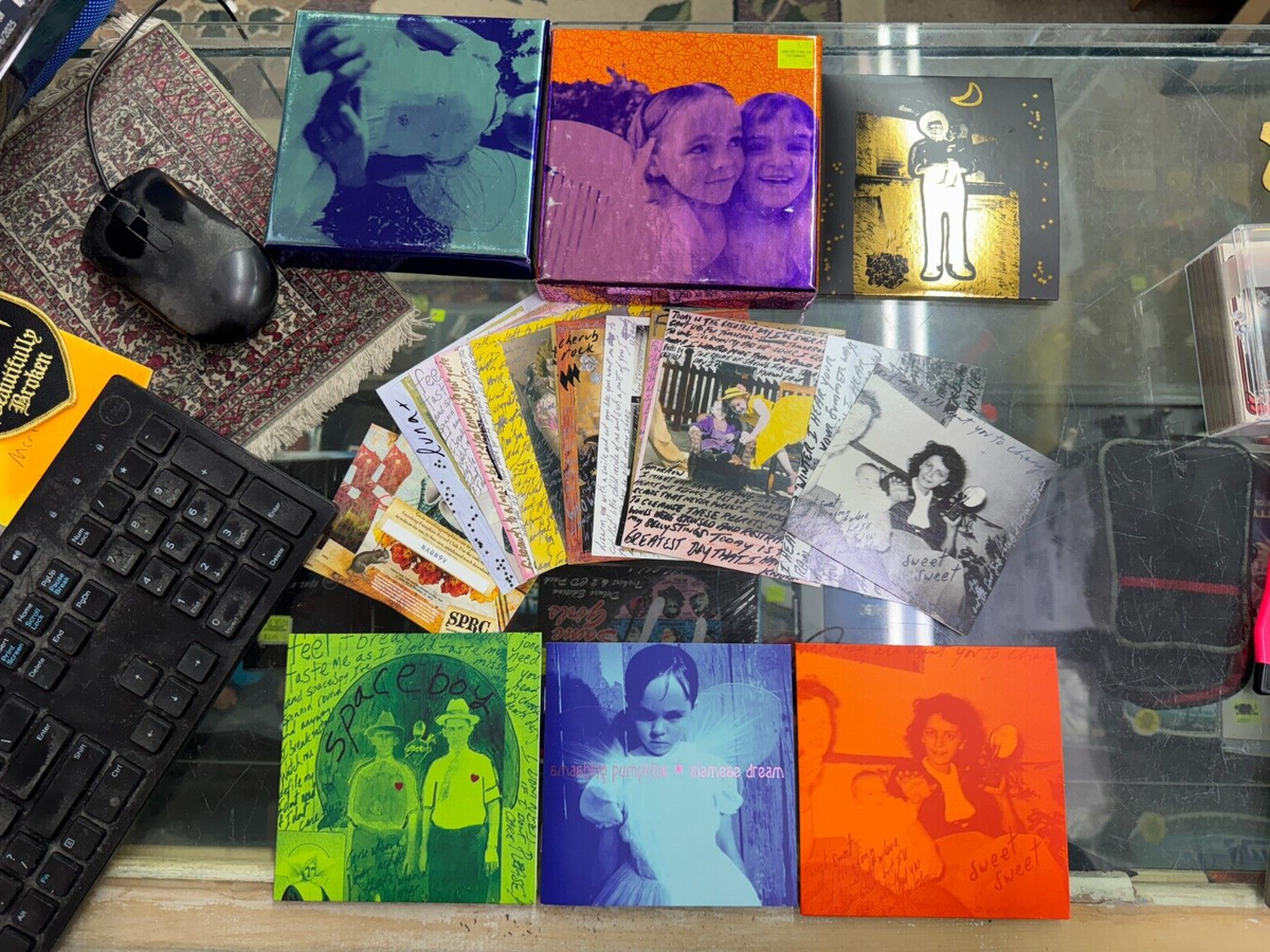 Siamese Dream [Deluxe Edition CD/DVD] [Box] by The Smashing