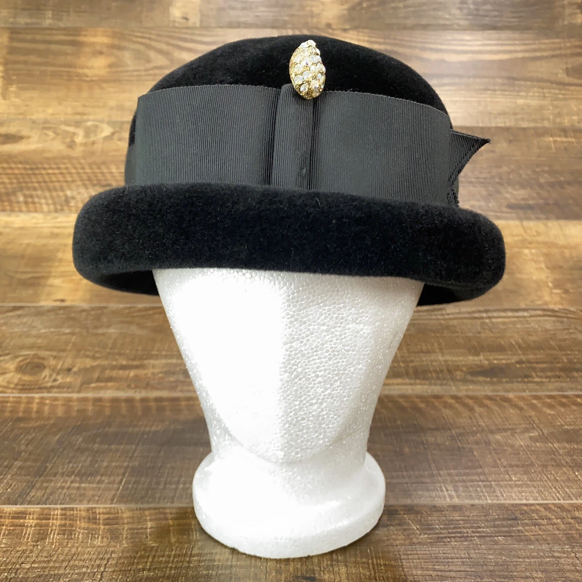 Vintage Womens Black Real Fur Veloured Bowler Hat With Bow Size Medium 50s/60s Fur Black 1960s Vintage Hats for Women for sale | eBay main image 3
