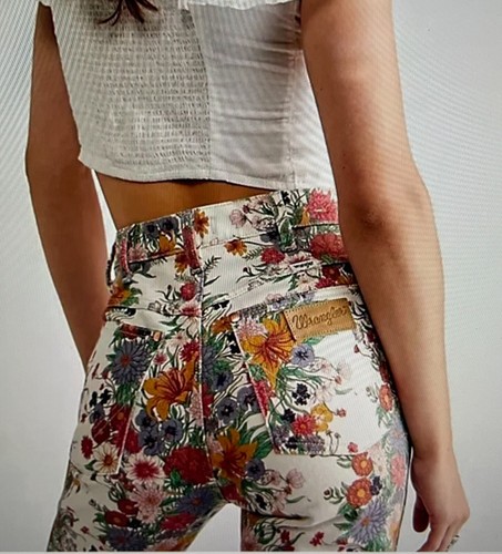 Free People x Wrangler Westward High-Rise Flare Jeans in Flora Sz W26 L34 - Picture 3 of 18