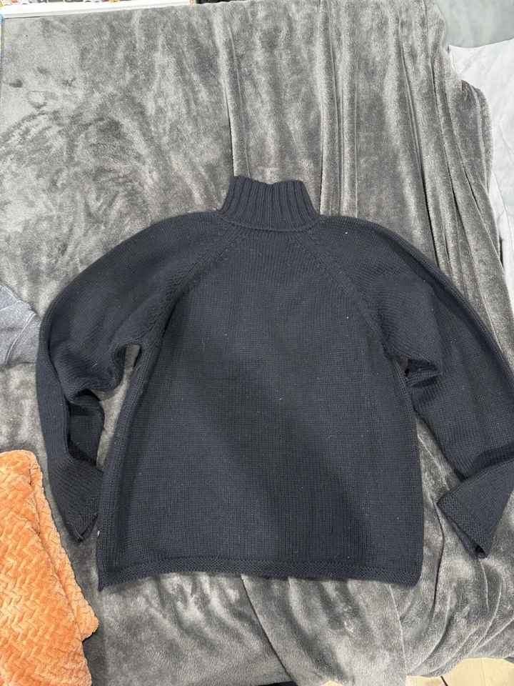 Suéter Raro Victorinox Negro Logo del Ejército Suizo Talla XL Foto 2 de 2