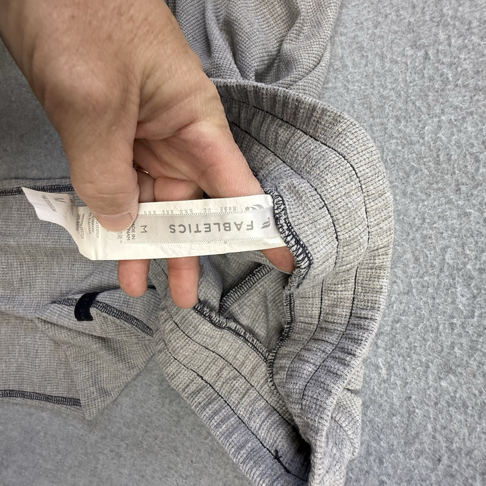 Fabletics Sweatpants Woman’s Medium Gray Knit - image 6