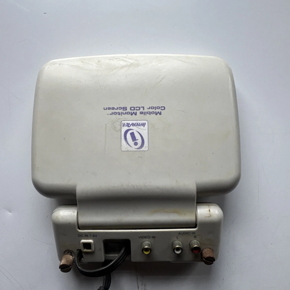 InterAct Mobile Monitor PS One - Image 2 of 4