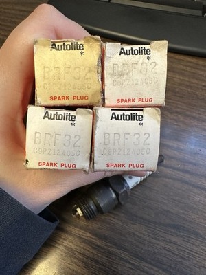 NEW Autolite BRF32 Lot Of 4 Spark Plugs C9PZ12405C