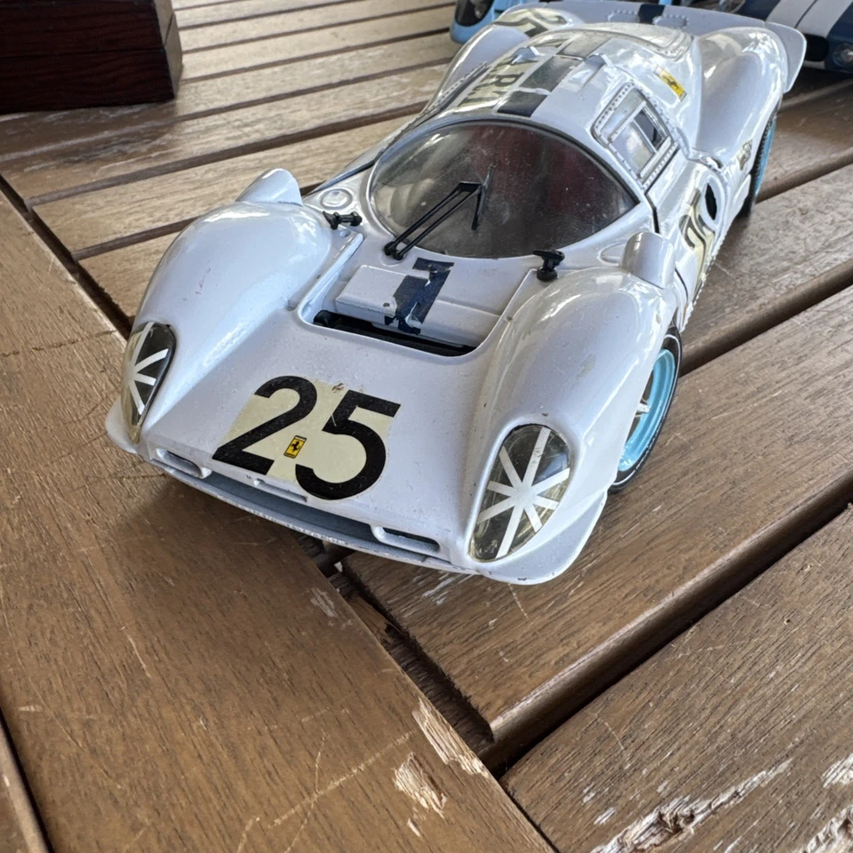 Jouef Evolution 1967 Ferrari 330 P4 - White - Vintage 1/18 LeMans - Loose - Image 2 of 4