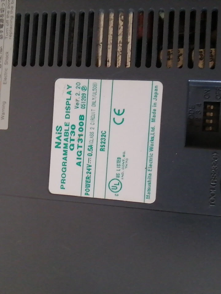 HMI 3 apagado, Nais GT30, AIGT3100B. 3 pantallas vendidas juntas en este lote Foto 4 de 4