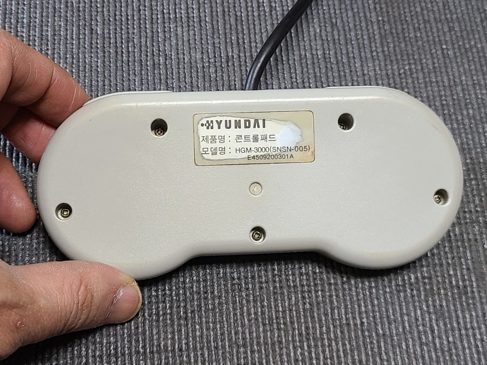 Nintendo Hyundai Super Comboy Pad #2 Game Controller Korean Version for SNES SFC - Image 3 of 4