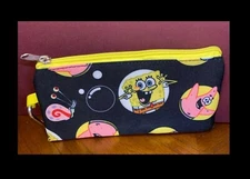 2020 VIACOM INTERNATIONAL NICKELODEON SPONGEBOB. PATRICK, AND GARY ZIP UP CASE