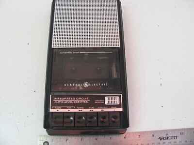 VINTAGE GE GENERAL ELECTRIC Portable Cassette Tape Recorder Player Model 3-5015C