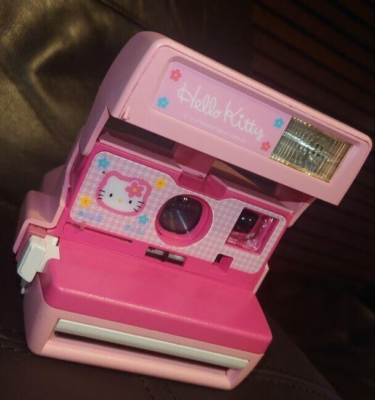 Hello Kitty Polaroid 600 Instant Film Camera Pink Limited Sanrio