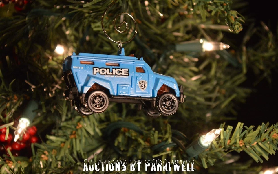 Police SWAT Unit Truck Special Forces1/64 Scale Custom Christmas Ornament Adorno - Image 4 of 4