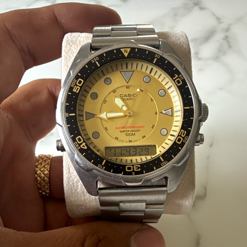 Vintage 1991 CASIO “ARNIE” AMW-320C JAPAN Gold Dial Ana/Digi Men’s Watch RARE