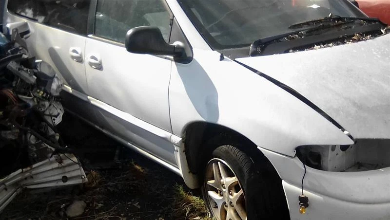 Used Rear Right Door Assembly Rear Side fits: 1998 Dodge Caravan R. privacy tint Foto 3 de 4