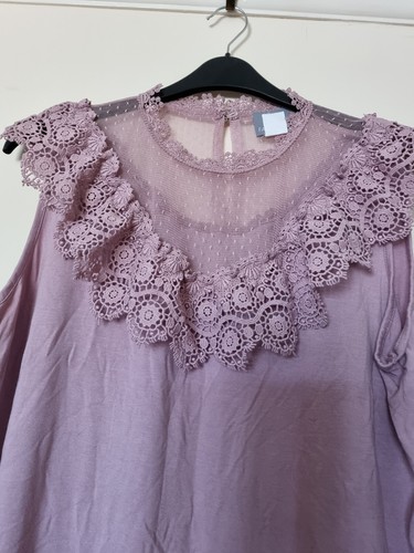 Ladies Top Size 20 Pre Owned - Picture 2 of 4