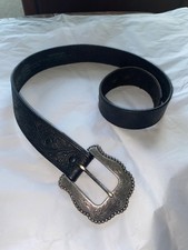 VTG BLACK TOOLED LEATHER SIZE 30 WESTERN TONY LAMA BELT "READ"