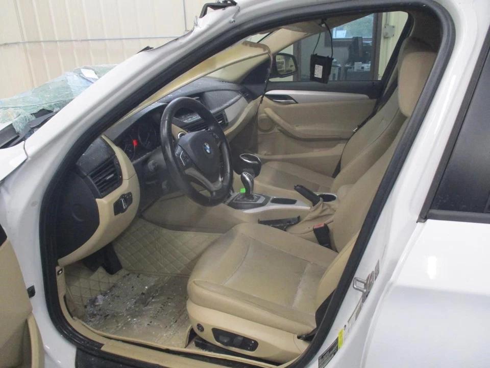 Parasol para pasajeros sedán mercado de Canadá vinilo para BMW 323i 1708723 06-11 Foto 3 de 4