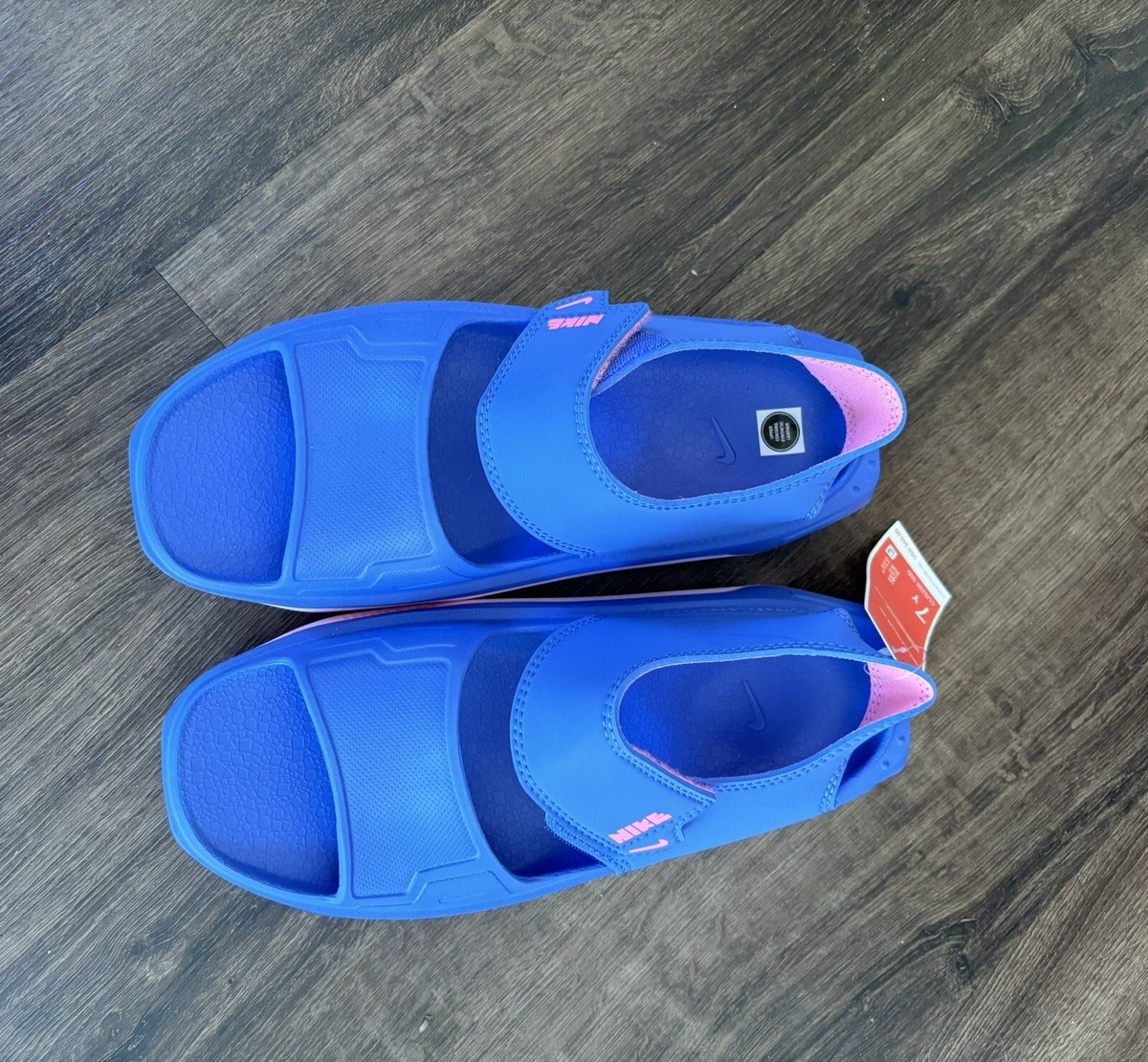 nike slippers size 7