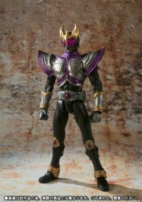 S.I.C. Kiwami Damashii Masked Kamen Rider KUUGA 3 FORM Set Action