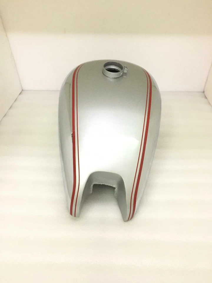 APTO PARA TANQUE DE GASOLINA CROMADO PINTADO ROJO Y PLATA ESTRELLA DORADA BSA ZB32 1950 Foto 3 de 4