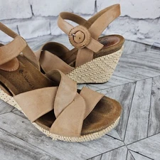 SOFFT Wedge Sandals Womens 8 Y2K Chunky Retro Platform Leather Buckle NICE