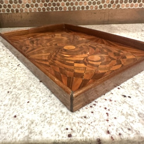 Vtg OOAK Circle Geometric Wooden Serving Tray Inlay Red Blonde Wood Handmade 17” - Picture 6 of 10