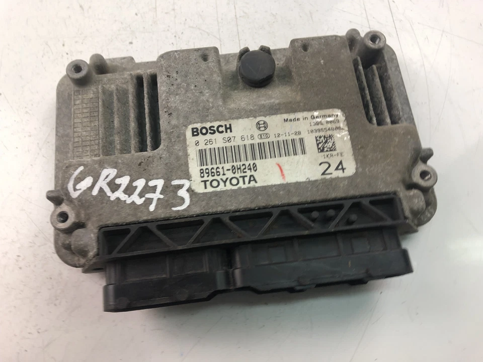 Centralina motore TOYOTA AYGO B1 89661-0H240 0261S07618 ECU 2012 16431057 - Immagine 2 di 4