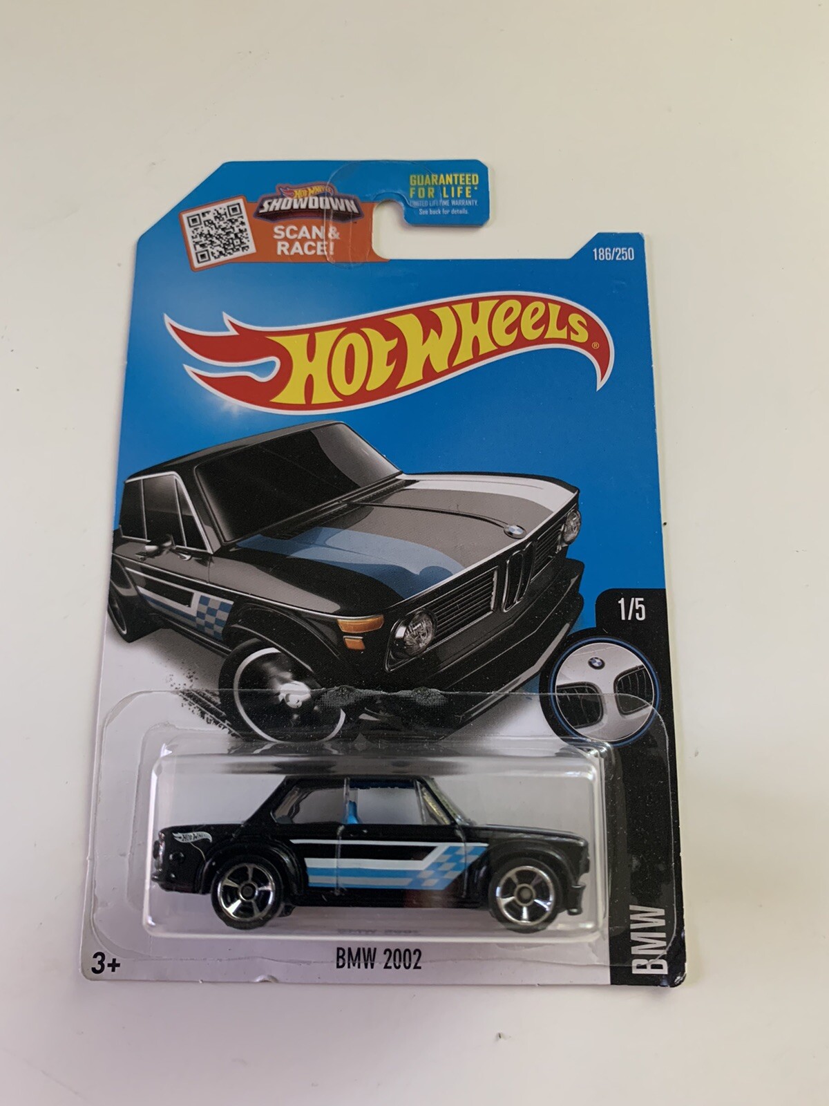 Hot wheels bmw 2002