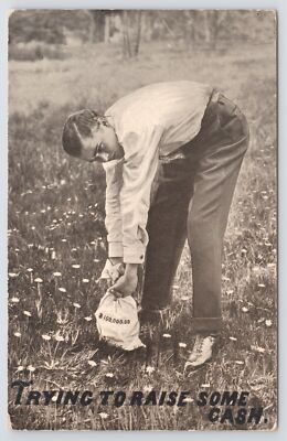Samson Bros~72-8~PM 1912~B&W~Boy Trying To Raise Some Money~Grass Field~Vintage