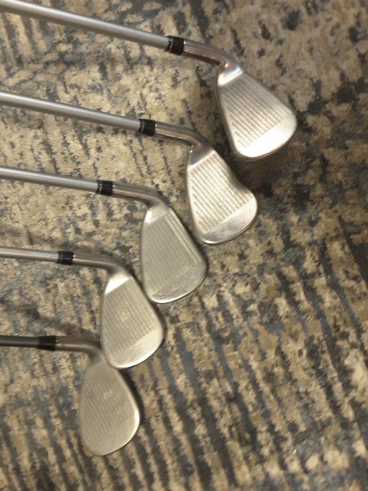 Ensemble de fers Callaway X22 pour femmes 4-9 Pw Sw 8 pièces