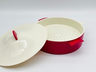 9'' Tupperware Microwave Steamer Dish Strainer Rice Vegetable Cooker #3066 Red