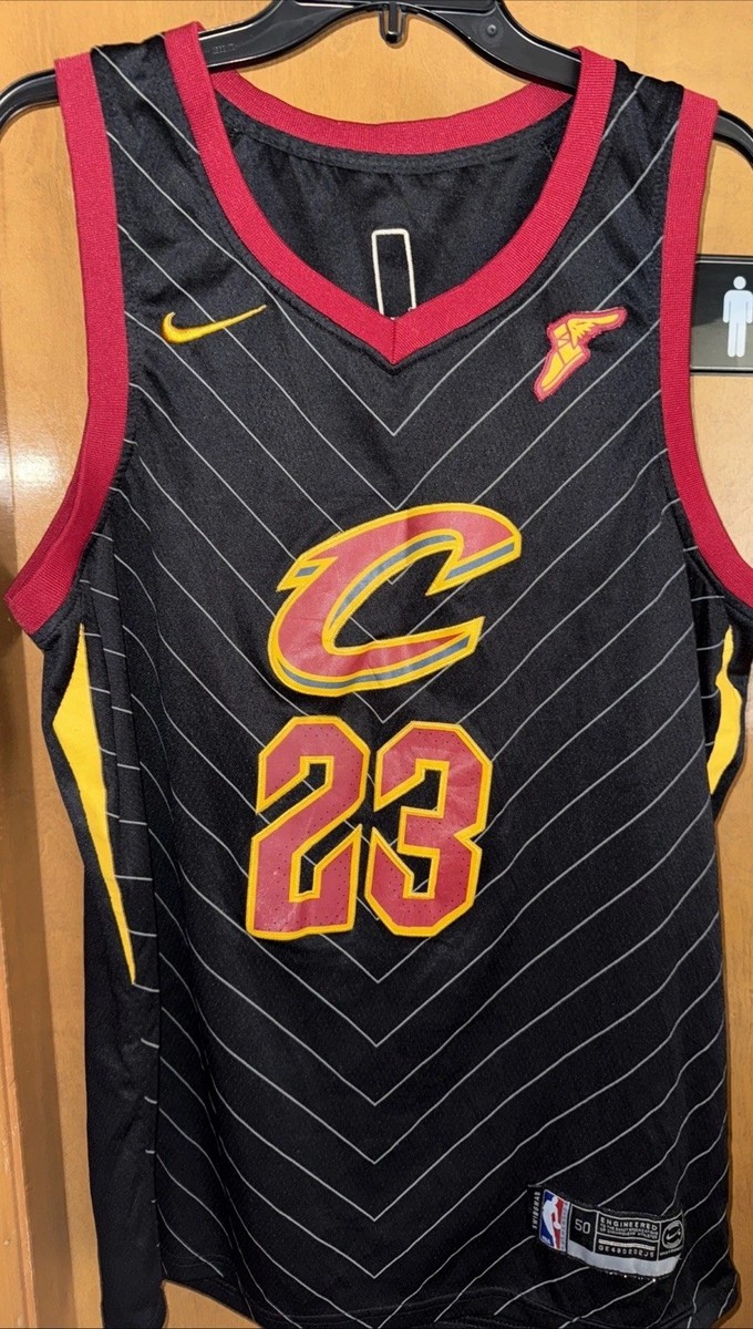 NIKE CLEVELAND CAVALIERS #23 LEBRON JAMES 50 SWINGMAN 🧵JERSEY