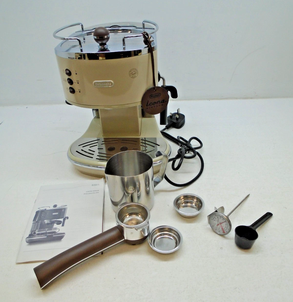 Delonghi Icona EC0311 Cream Espresso Coffee Maker