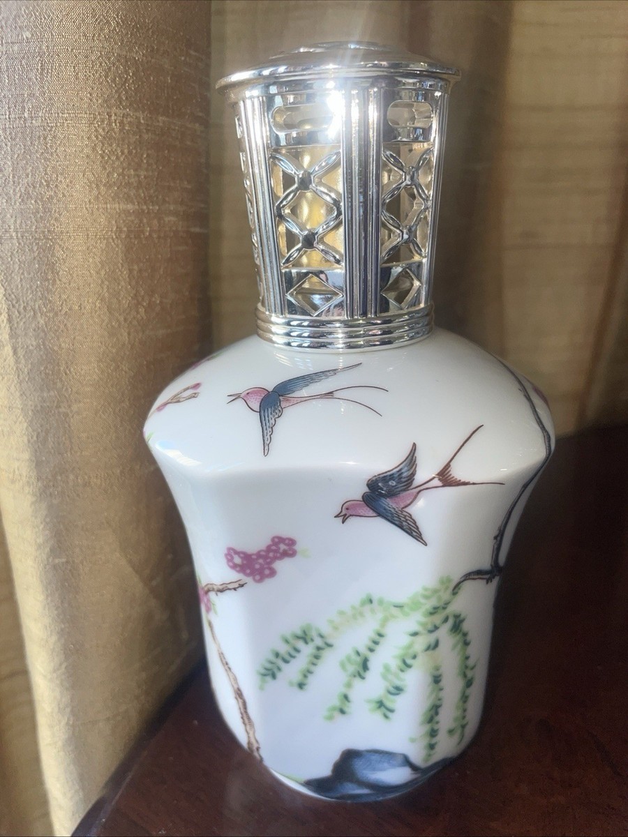 Ancienne Lampe Berger En Porcelaine De Limoges - Giraud