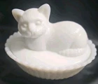 Vintage Westmoreland White Milk Glass Cat on Nest Basket Covered Candy Dish