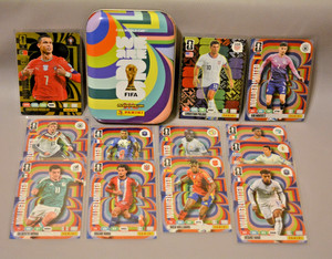 Panini Fußball WM World Cup 2026 Adrenalyn XL - Limited Golden Baller aussuchen