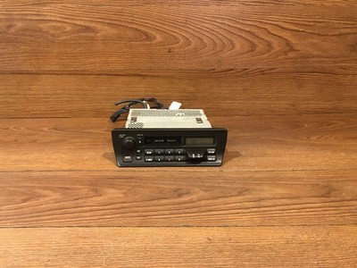 1997 JAGUAR XK8 CASSETTE PLAYER RADIO TAPE INDASH STEREO AM FM AJ9600A OEM