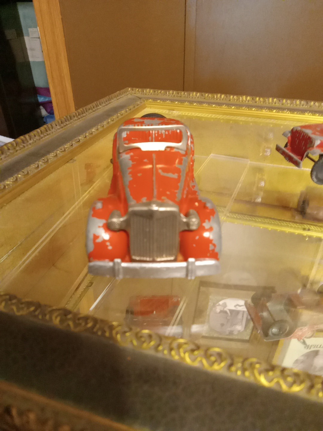 Picture 1 of 6