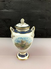 Seltene Minton Gedenken K&ouml;niginnen 70. Geburtstag Windsor Castle Urne 46/250 7" hoch