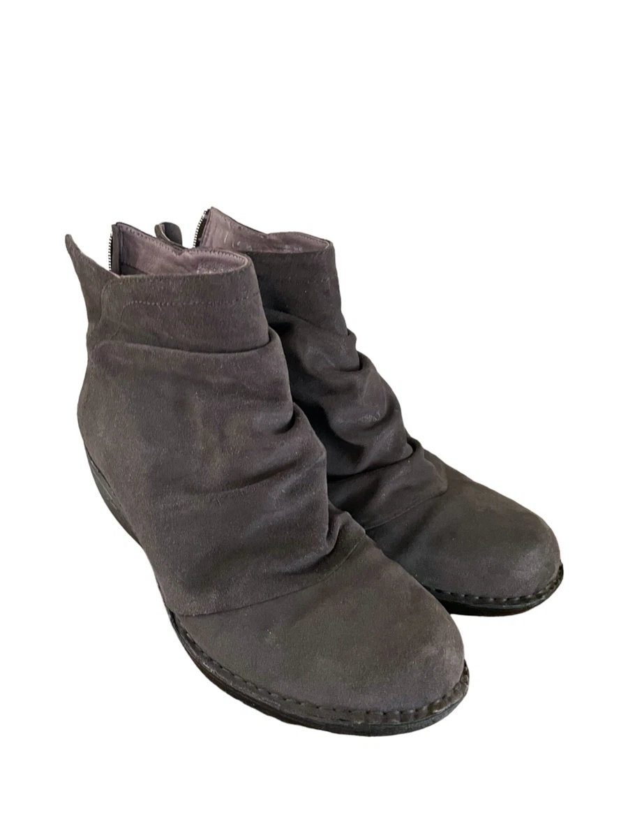 Dansko Arisa Scrunch Suede Gray Shimmer Ankle Boots Women s Size