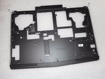 GENUINE ALIENWARE 17 R4 BOTTOM BASE CHASSIS CHG07 AP1QB000500 X2J1T